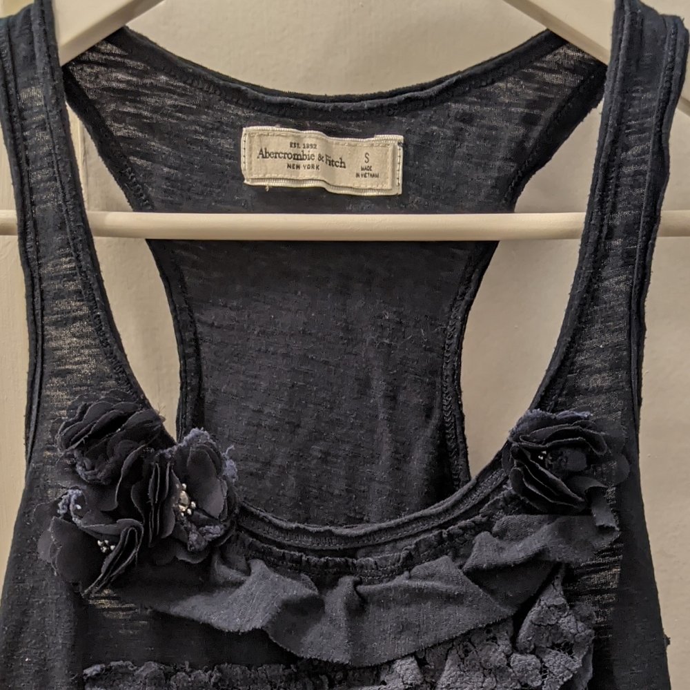 AF Navy floral ruffle tank top